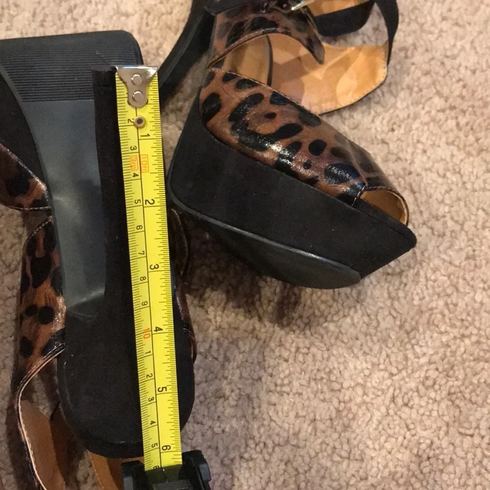 Platform cheetah peep-toe heels